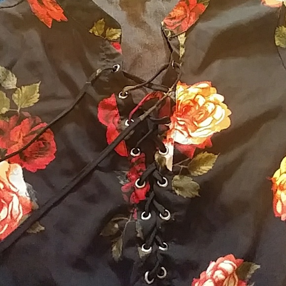 Red Rose dress - Picture 4 of 5